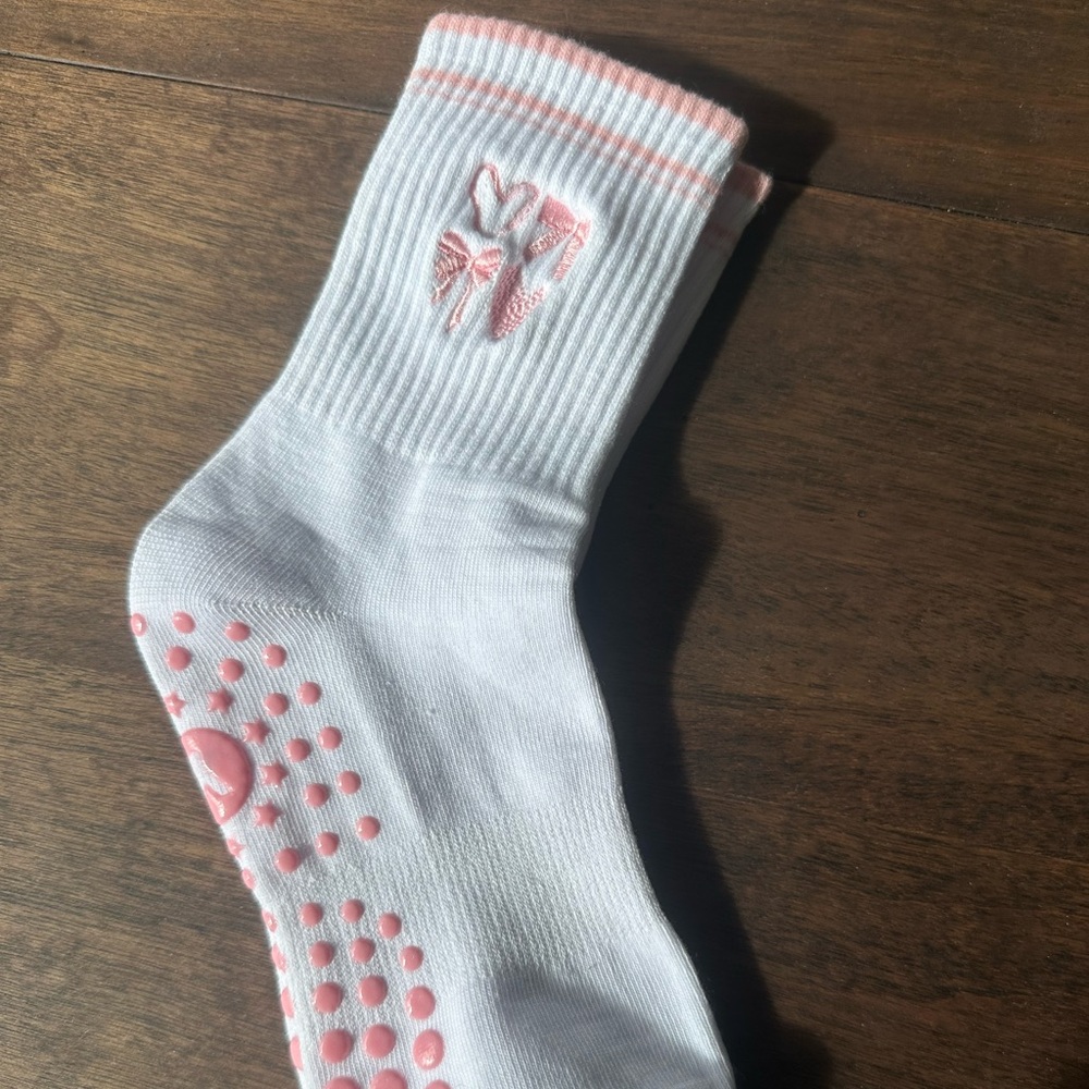 Pilates Grip Socks - Picture 2 of 3